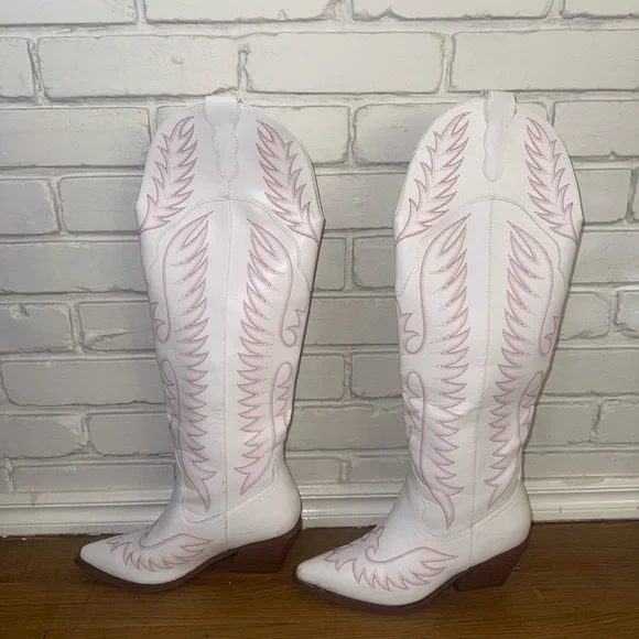 ASOS White Over-the-Knee Western Boots - Picture 4 of 5